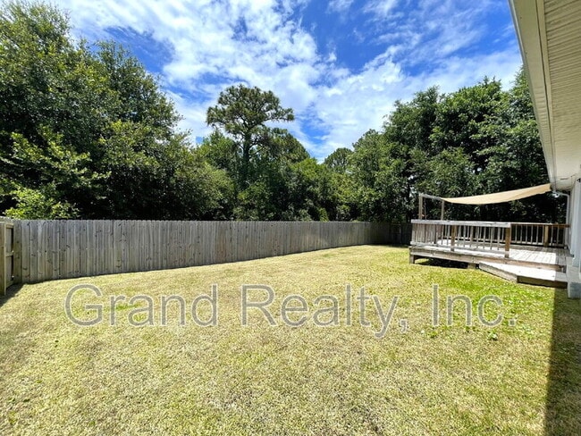 Building Photo - 1367 Sea Grv Ct