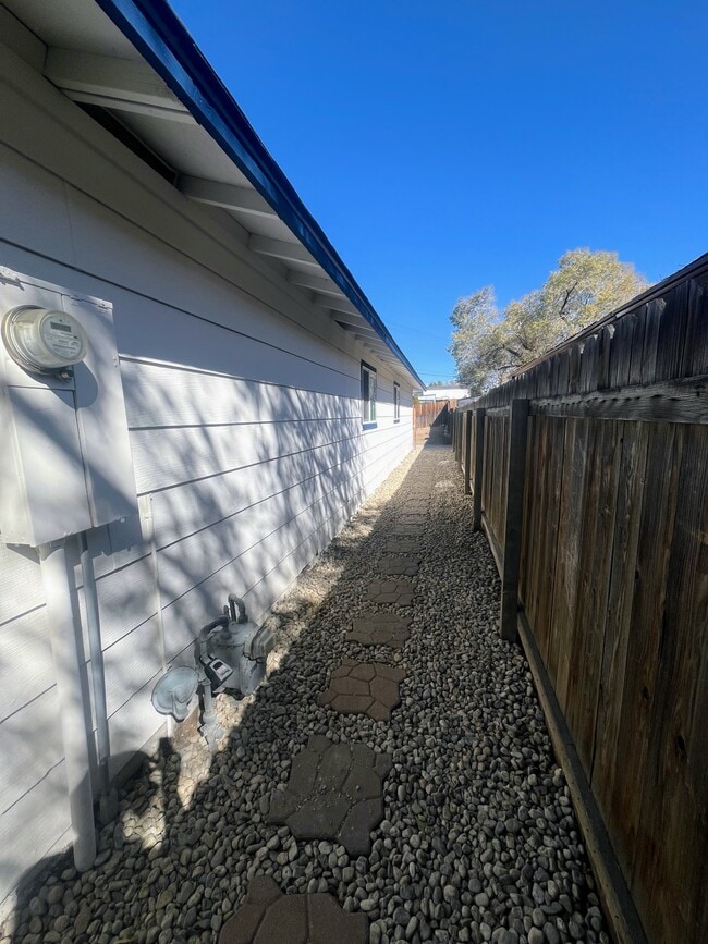 Building Photo - 12181 Mt Anderson St