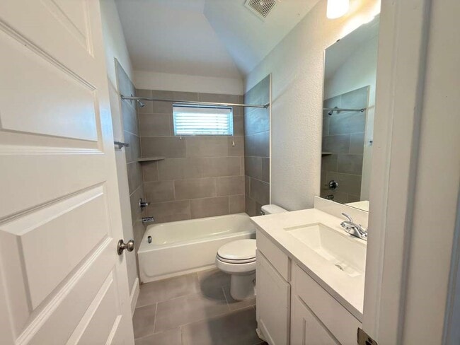 Building Photo - 7510 Spiceberry Ldg Ct