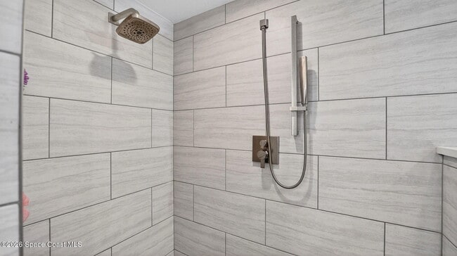 Building Photo - 3 Indian River Ave