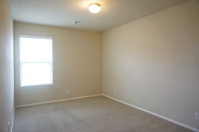 Building Photo - RSI 3508 - 3510G (EM*)