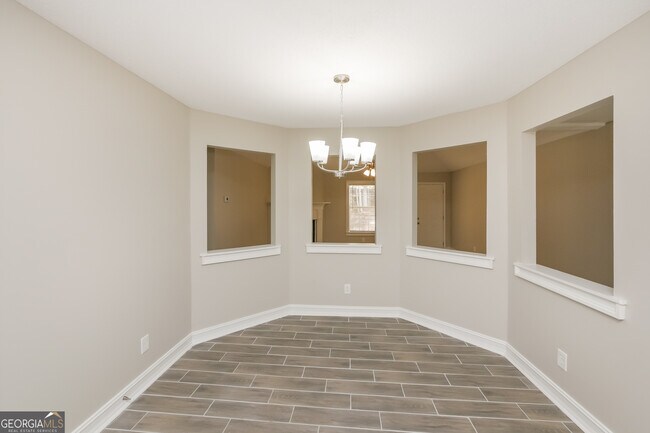 Building Photo - 40 Prestwick Dr