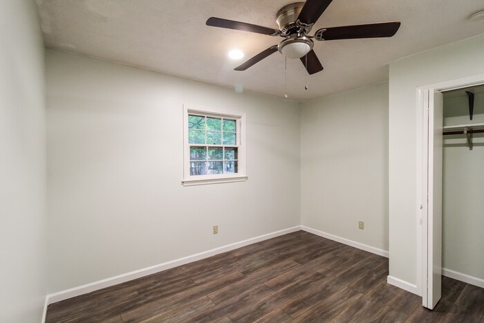 Building Photo - 2979 Tiller Trail SW