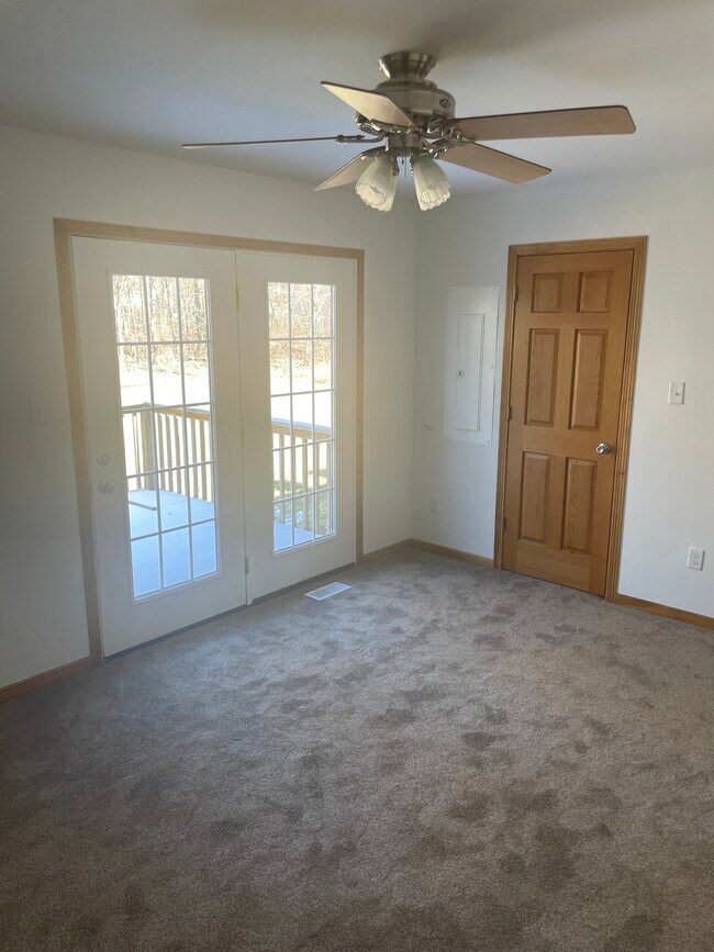 Building Photo - 2130 Westchester Ave