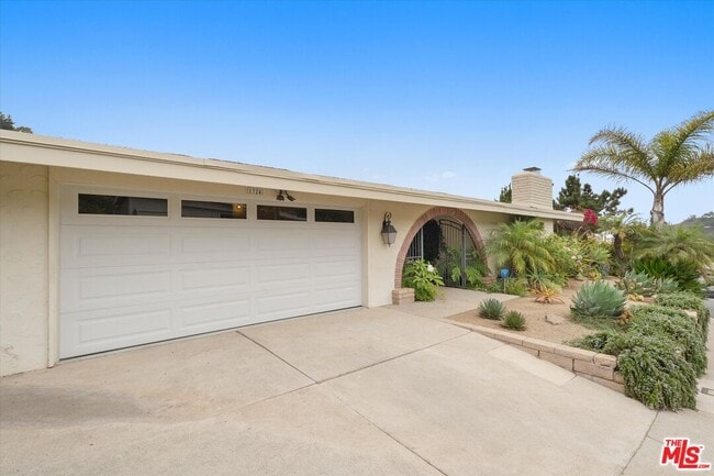 Building Photo - 1324 El Hito Cir