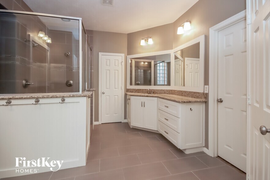 Building Photo - 2934 Apple Forest Ct