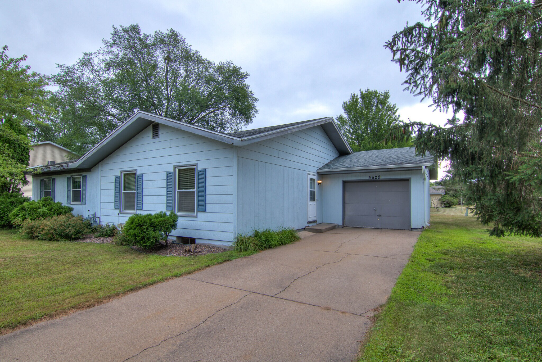 Building Photo - 3627 Lana Ln
