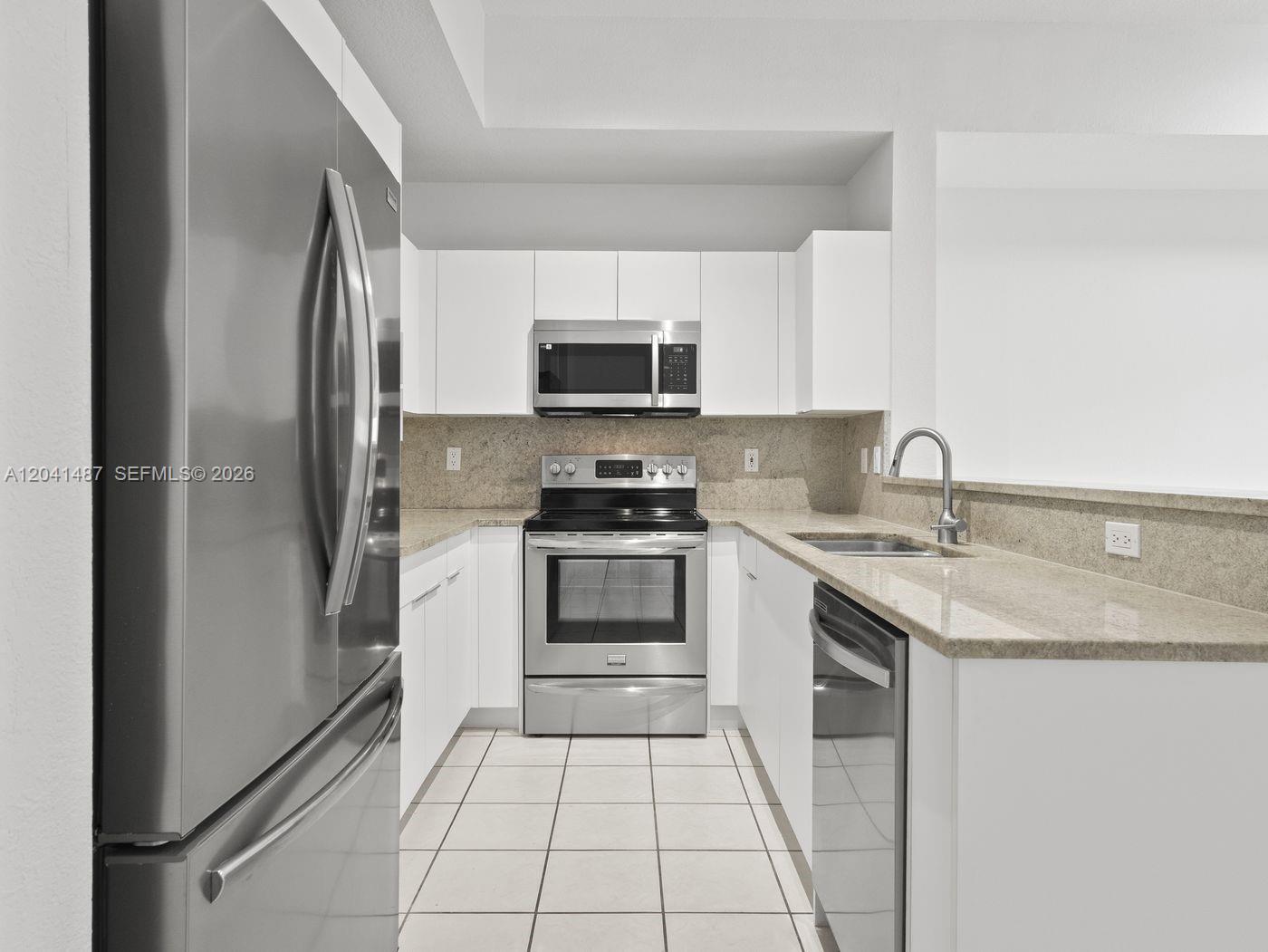 Building Photo - 10966 NW 43rd Ter