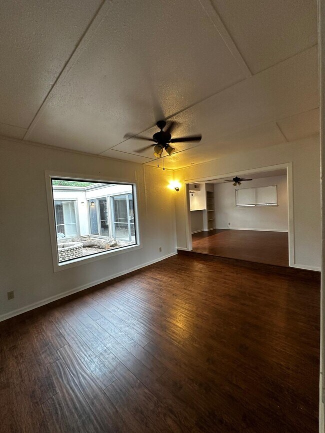 Building Photo - 5227 Galahad Dr
