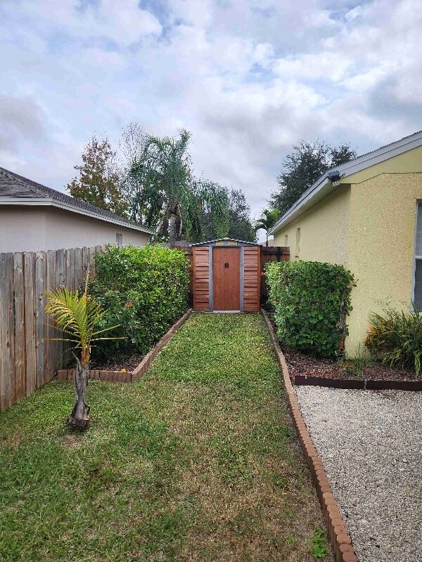 Building Photo - 7493 Briarbay Loop