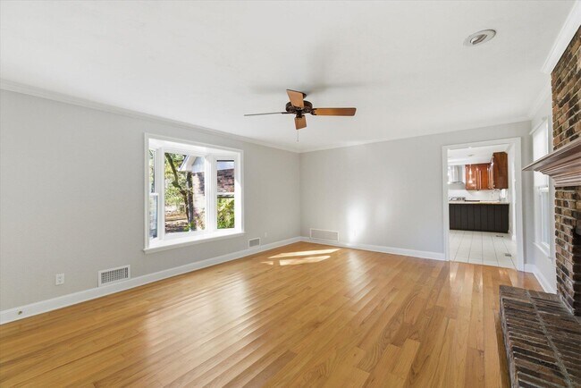 Building Photo - 602 Middlebrooks Cir
