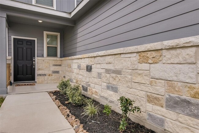 Building Photo - 3370 Rancho Grande