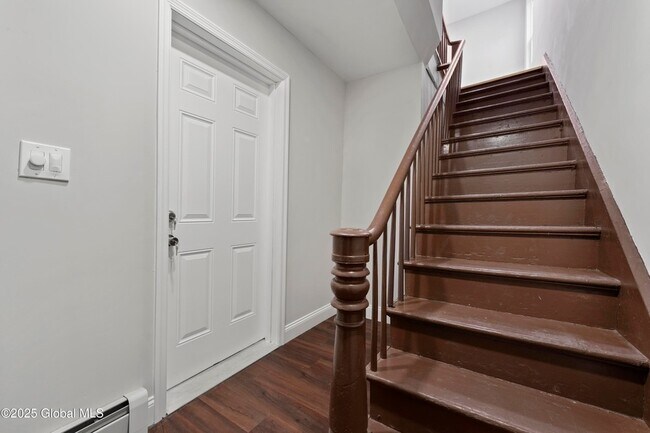 Building Photo - 69 2nd St
