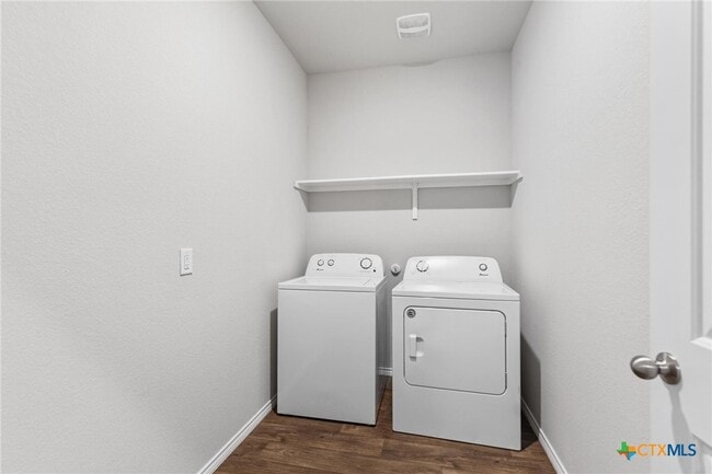 Building Photo - 13508 Tai Londo Dr