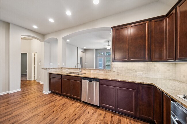 Building Photo - 13402 E Summer Chase Cir