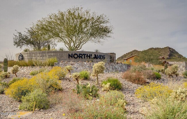 Building Photo - 27057 N Skipping Rock Rd