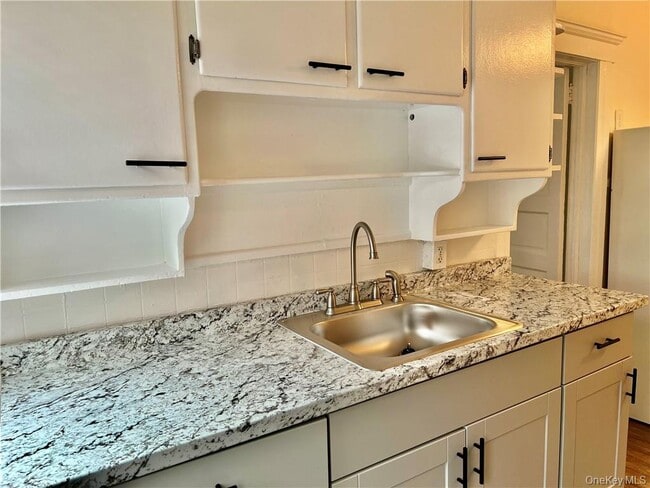 Building Photo - 1 Dewitt St