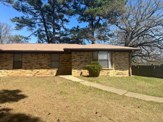 Building Photo - 13483 Rhudy Dr