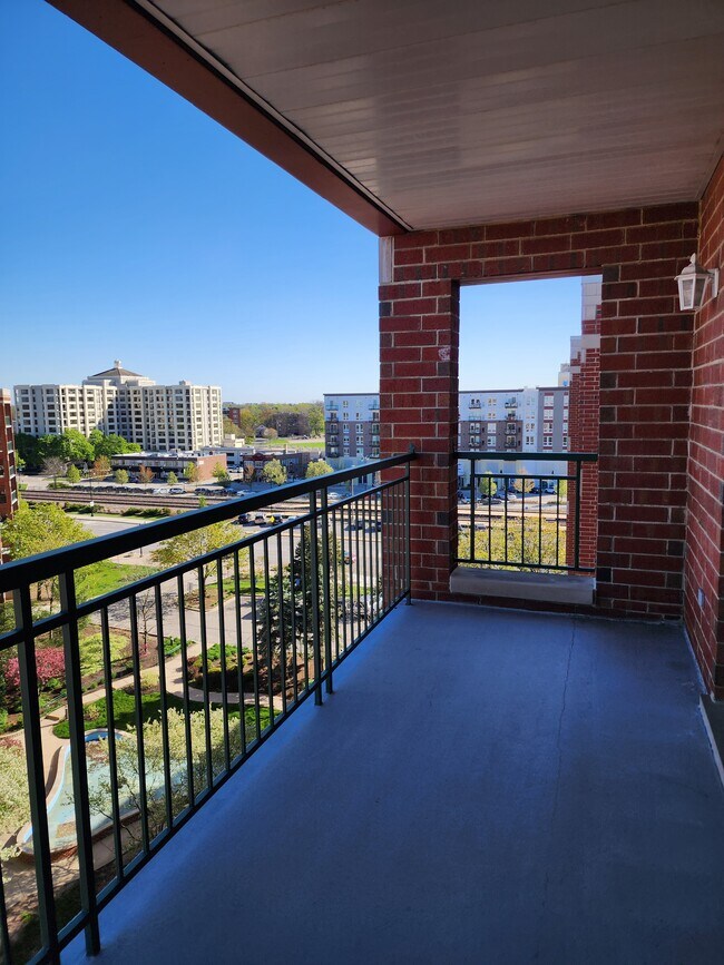 BalconyView2 - 675 Pearson St