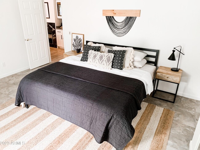 Building Photo - 9067 E Larkspur Dr