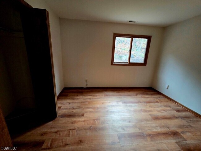 Building Photo - 1 Big Sky Dr