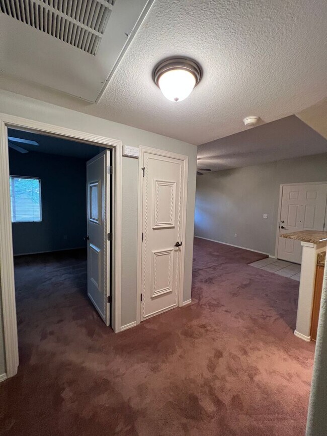 Building Photo - Rancho Mirage CONDO 1 Bedroom 1 Bath  with...