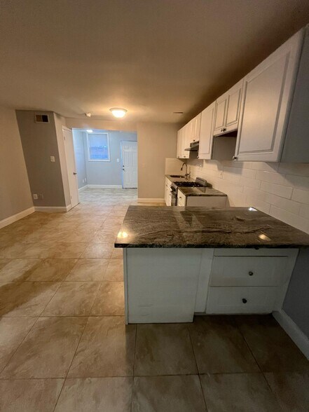 143 N Walnut st 11 - 140 N Walnut St