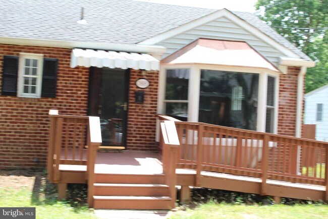 Building Photo - 3808 Delano St