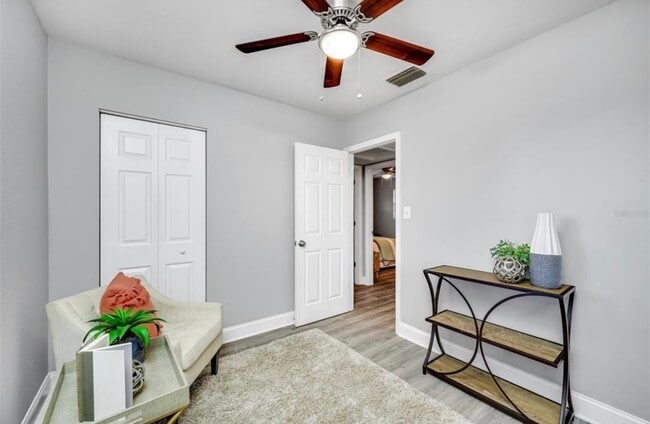 Building Photo - 3703 W Leila Ave