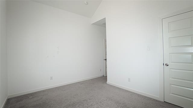 Building Photo - 3031 Aqueduct Ave