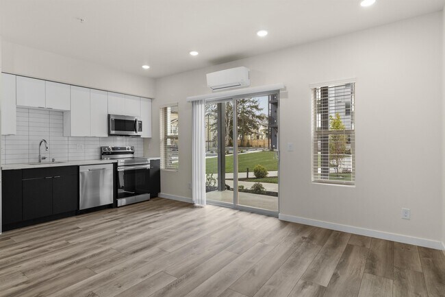 Interior Photo - Heron Heights