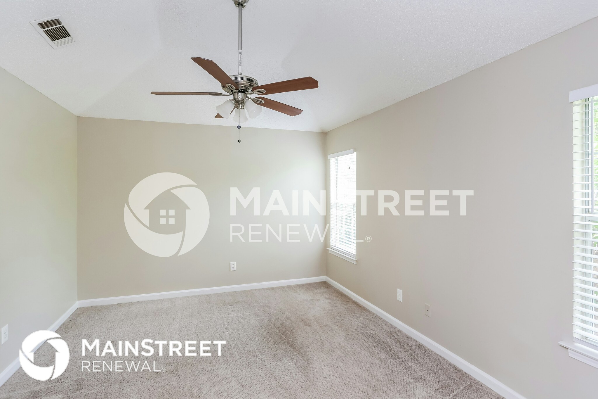 Building Photo - 1247 Grange Way Dr