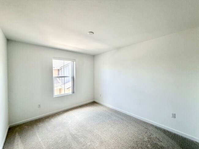 Building Photo - 31404 Lolite Dr