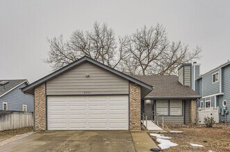 Building Photo - Beautiful Move in Ready Ranch Home in Sanderson Creek Neighborhood of Lakewood- New paint and car...
