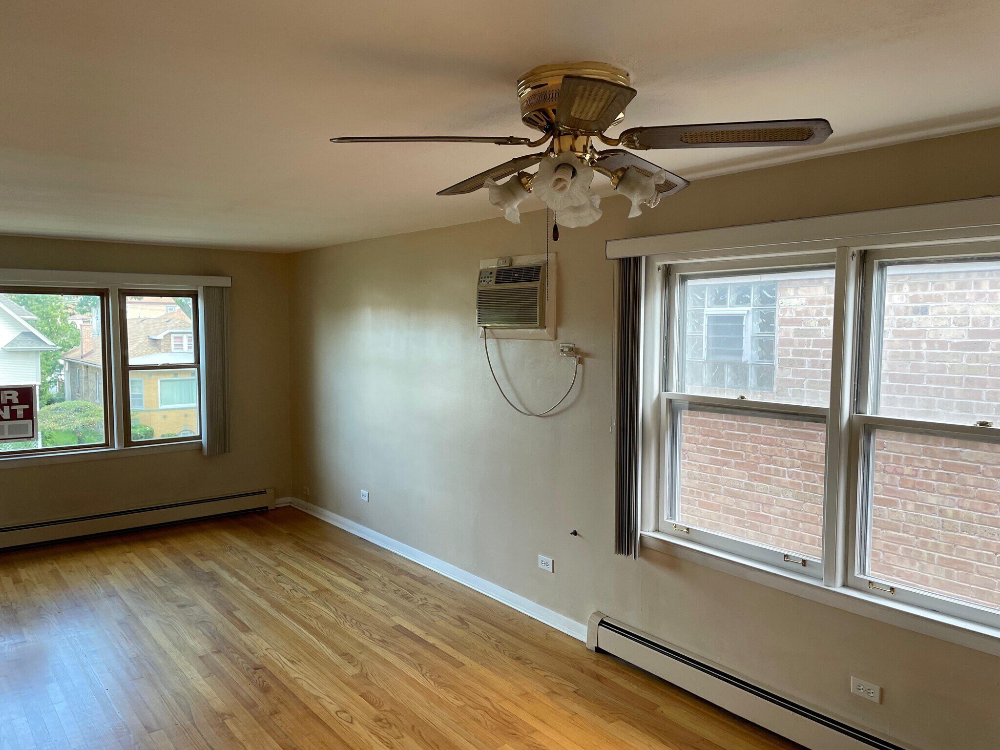 Building Photo - 2318 N 72nd Ct
