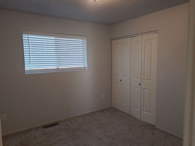 Building Photo - House with Garage & Fenced Yard