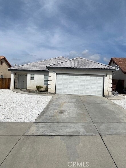 Building Photo - 27628 Powell Dr