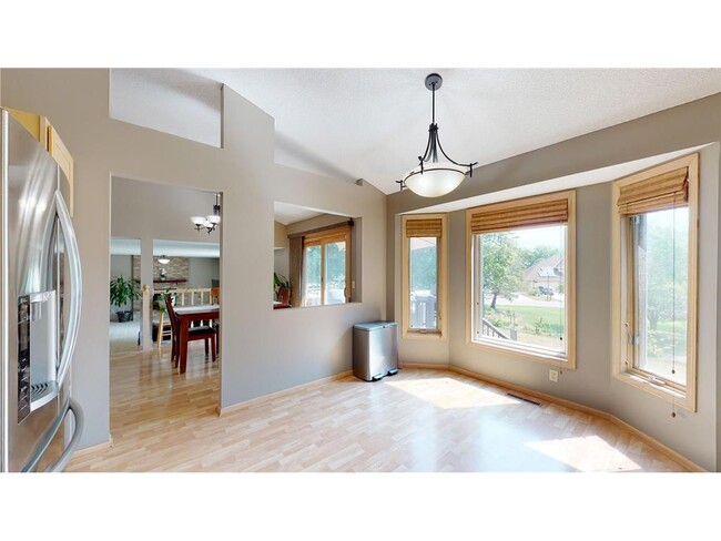 Building Photo - 2079 Woodbridge Way