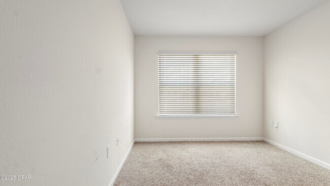Building Photo - 7208 Madison Sq Dr