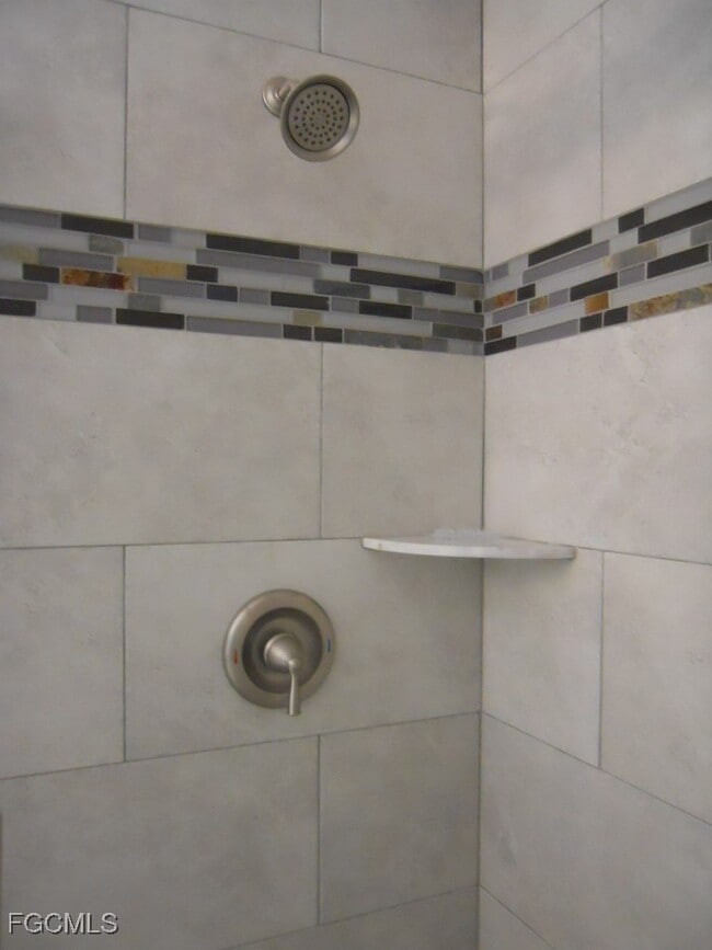 Building Photo - 3300 N Key Dr