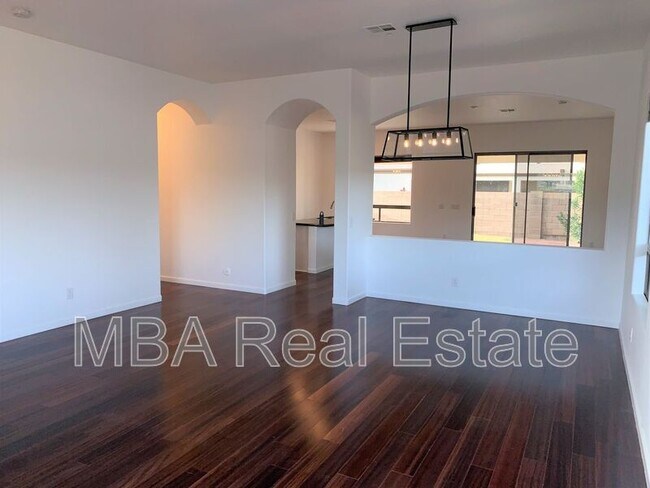 Building Photo - 16824 N 63rd St