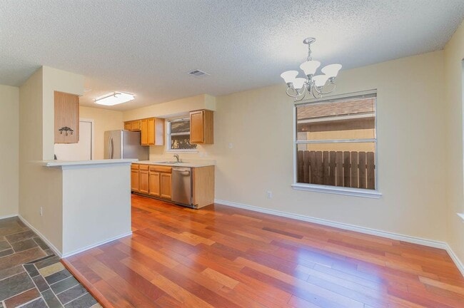 Building Photo - 10413 Hess Dr