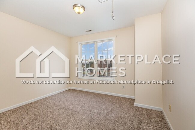 Building Photo - 2124 Star Sapphire Dr