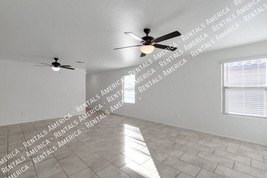 Building Photo - 8755 E Stone Meadow Cir