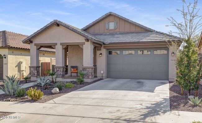 Primary Photo - 20839 W Elm Way