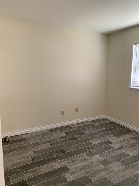 Building Photo - Redlands Home with NEW Paint & Tile Throughout
