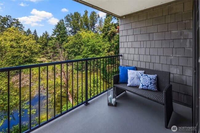 Building Photo - Resort Living at home!