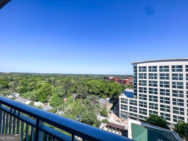 Building Photo - 1820 Peachtree St NW