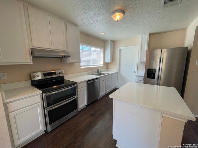 Building Photo - 3022 Gypsy Point