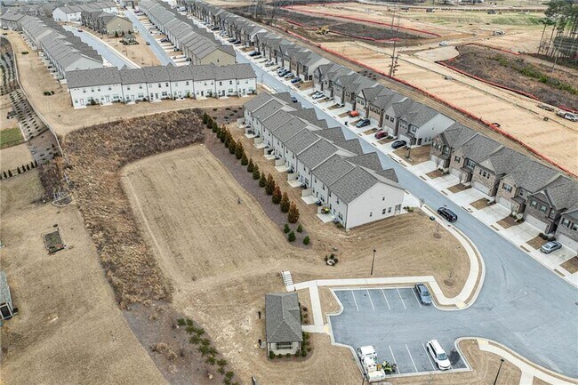 Building Photo - 2502 Pearl Rdg Trce